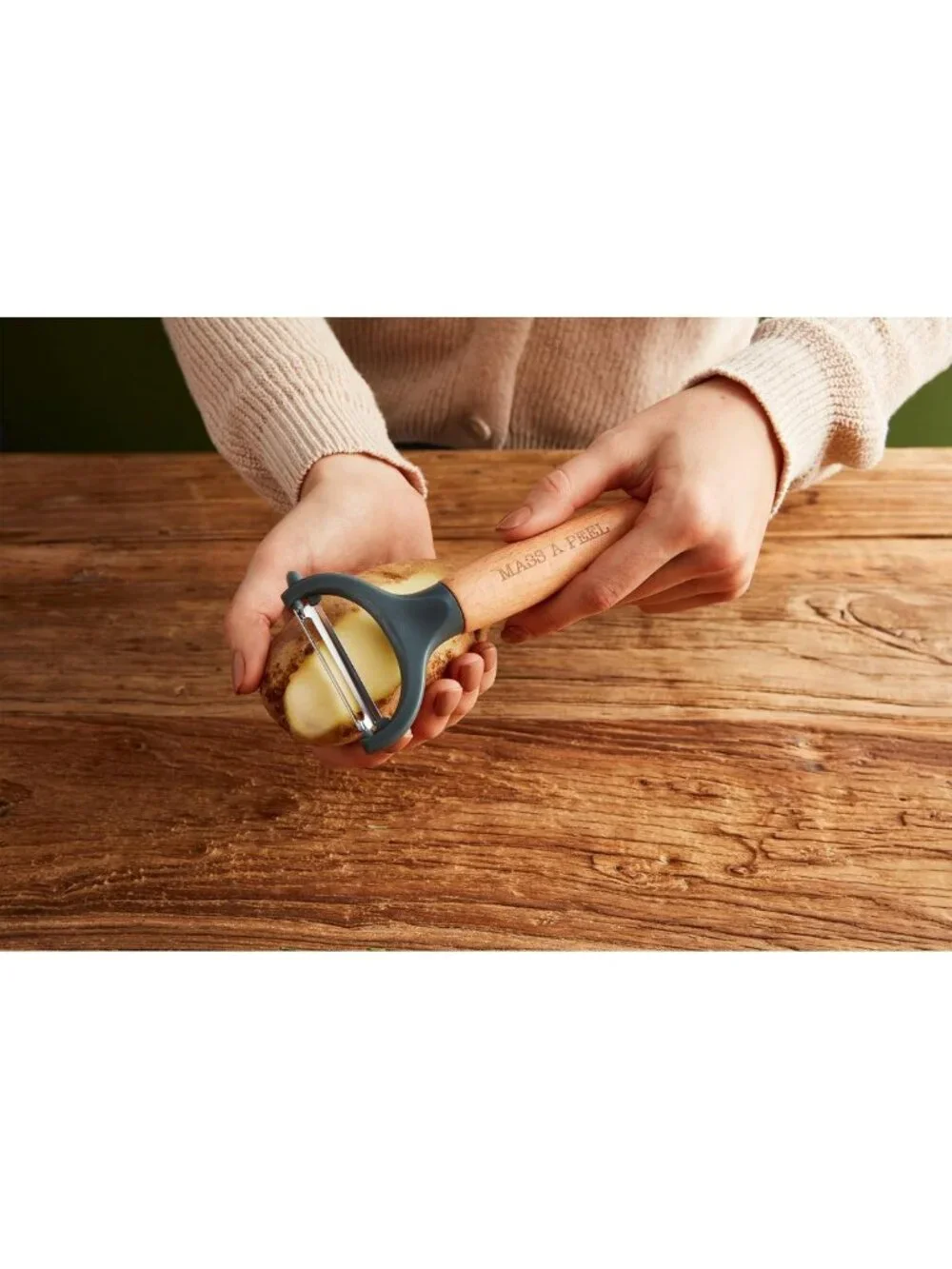 Charming Covered Mashed Potato Serving Set with Bowl & Peeler - Perfect for
